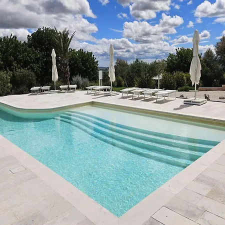 Loft In A Beautiful With Swimming Pool *